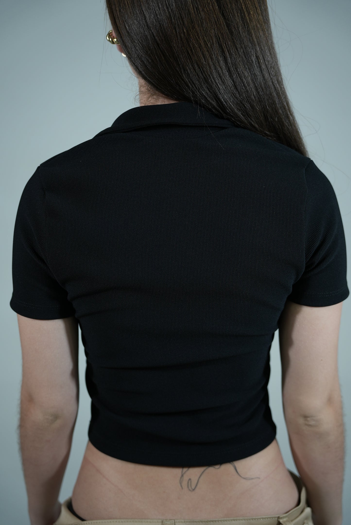 Blusa corta RIB GRUESO Elegance Sport Style cuello de polo
